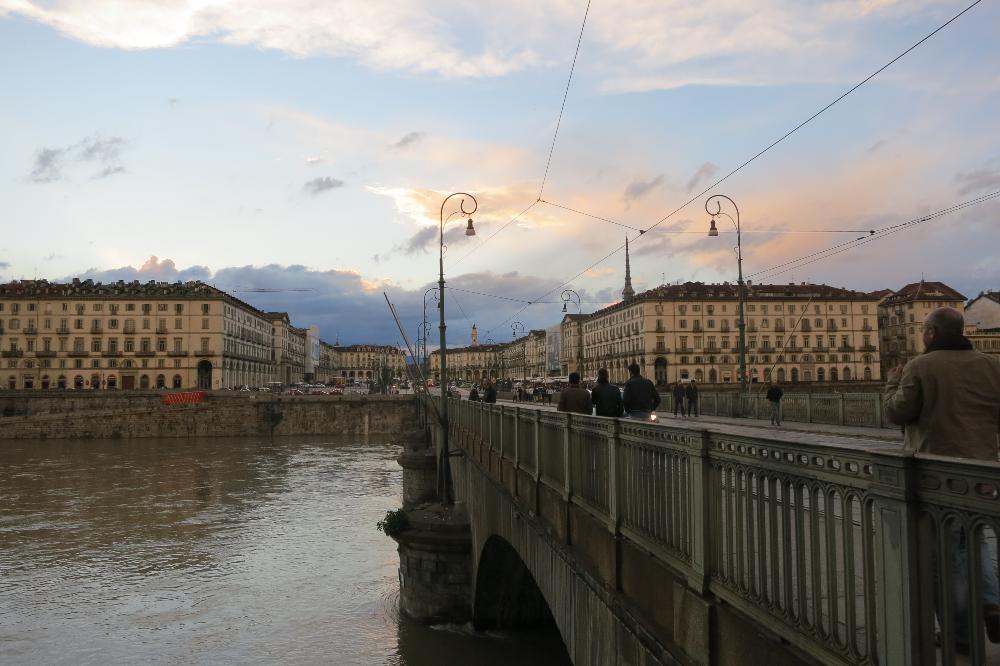 Torino across the river