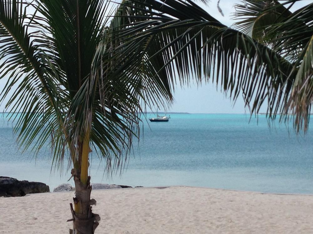 Bahamas-Beach
